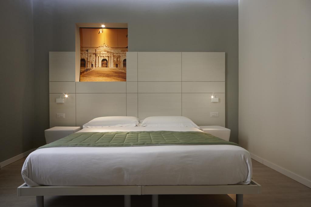 Navigliotel 19 - Rooms & Suites Milan Ruang foto