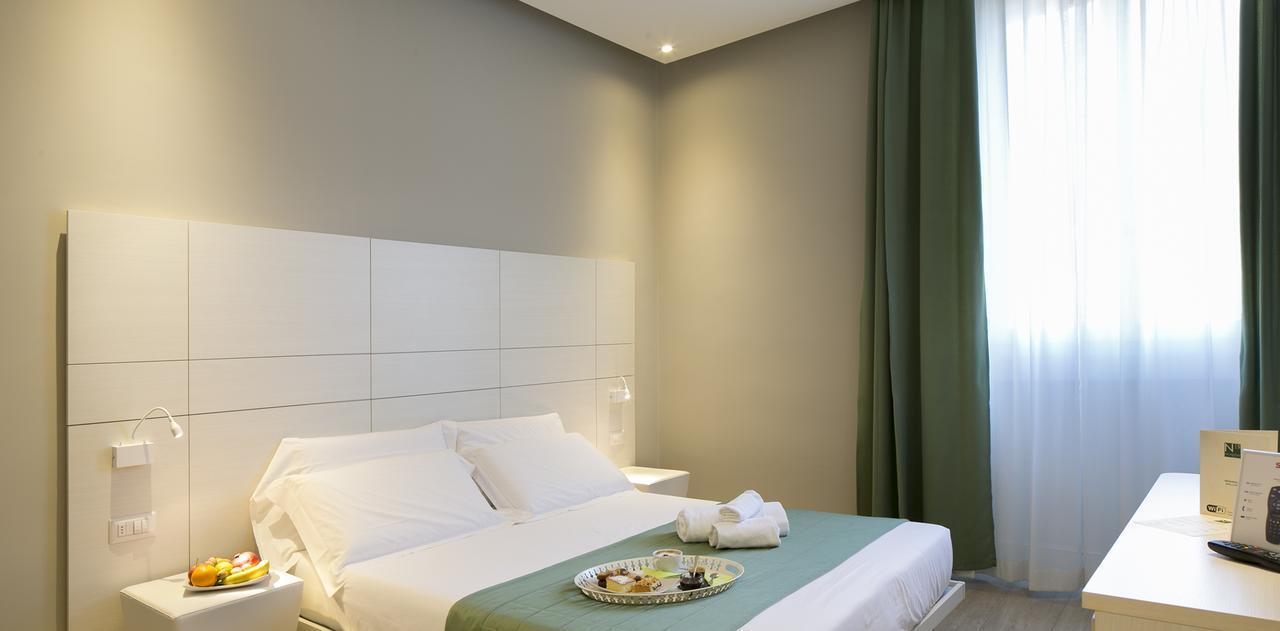 Navigliotel 19 - Rooms & Suites Milan Bagian luar foto