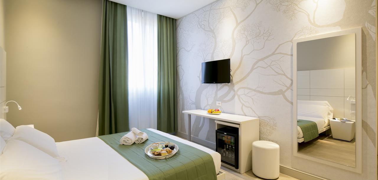 Navigliotel 19 - Rooms & Suites Milan Bagian luar foto