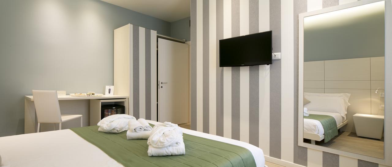 Navigliotel 19 - Rooms & Suites Milan Bagian luar foto